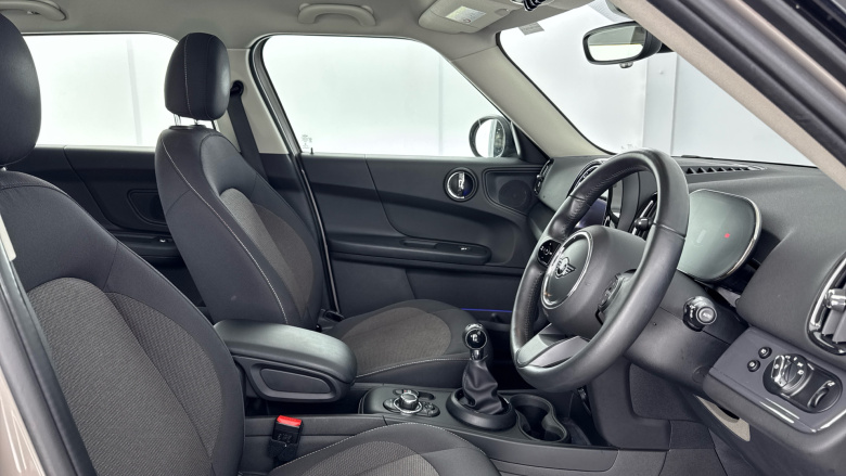 MINI Countryman 1.5 Cooper Classic 5dr Petrol Hatchback